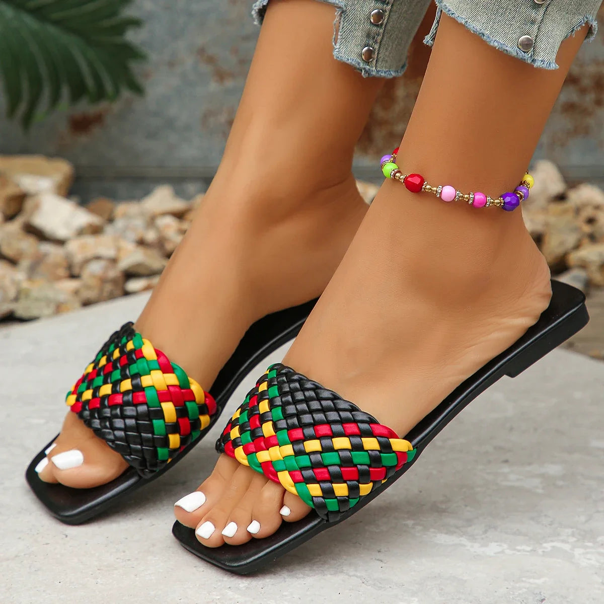 Women Slippers Summer Fashion Beach Mules Casual Indoor Home Slippers Selling Sexy Braided Square Toe Flat Sandals Slides Women