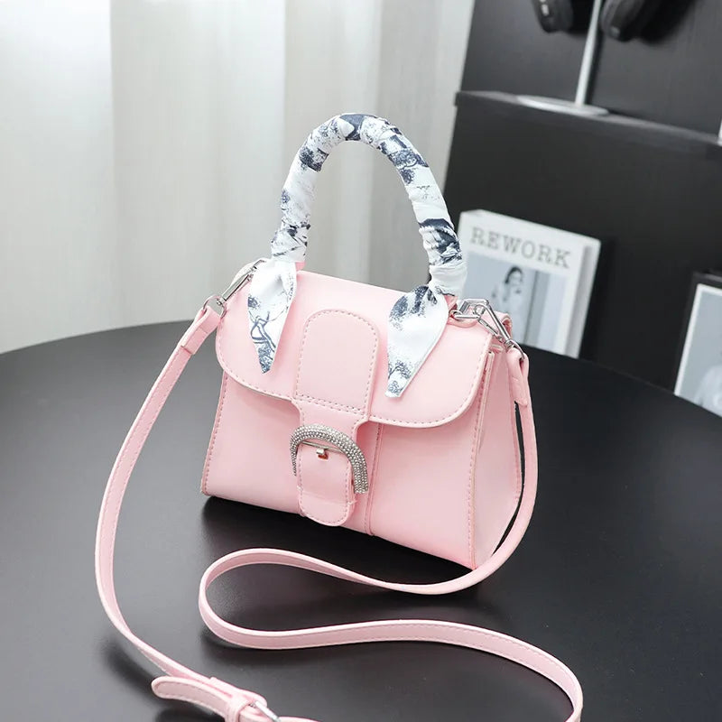 Artisan Saddle Bag Women