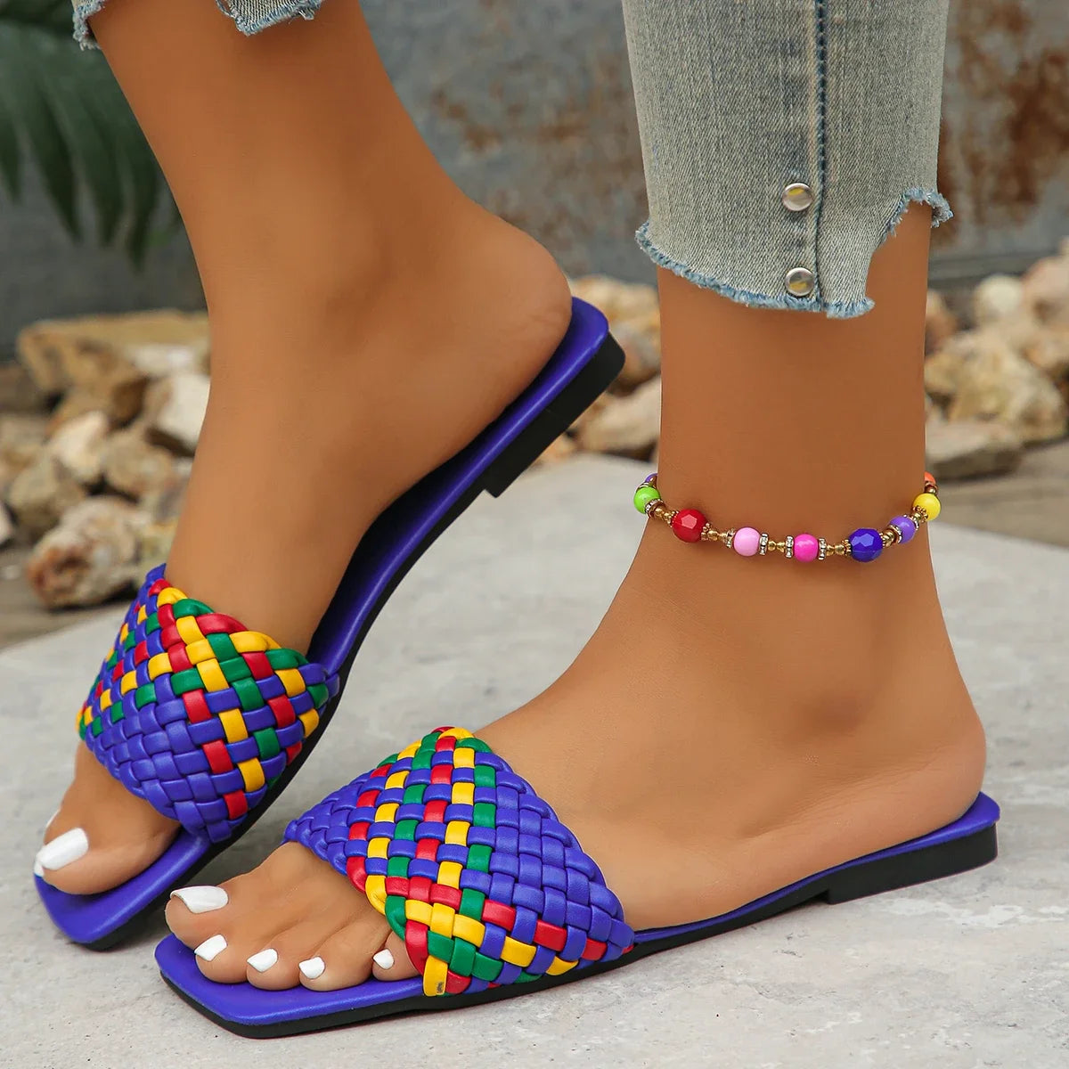 Women Slippers Summer Fashion Beach Mules Casual Indoor Home Slippers Selling Sexy Braided Square Toe Flat Sandals Slides Women