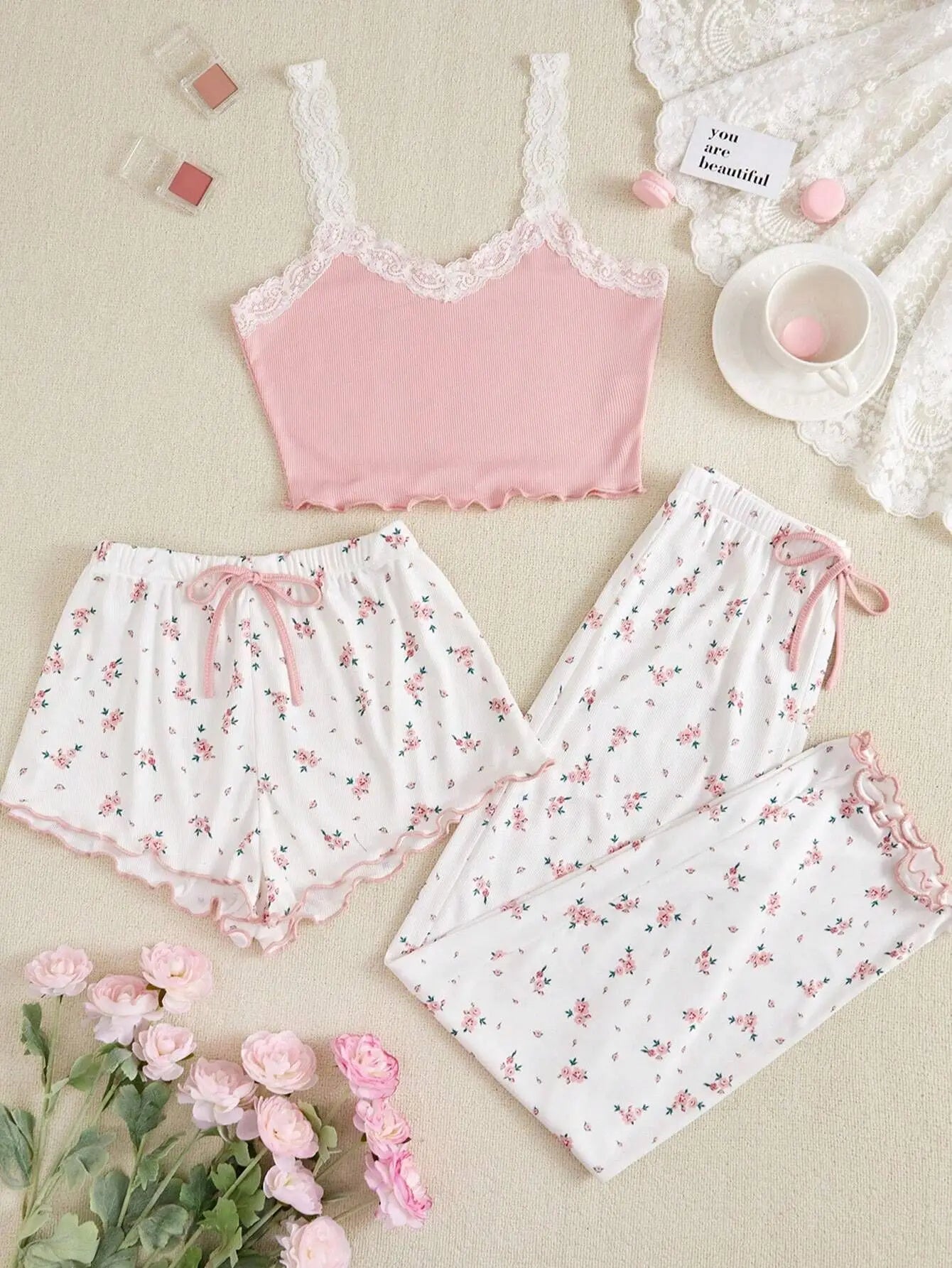 3pcs Women's Pajamas Heart-shaped Printed Vest Shorts And Pants Paired With Ribbed Fabric