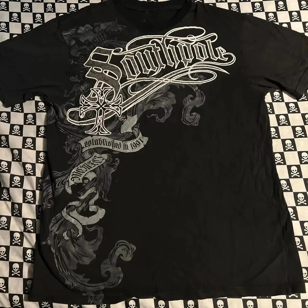 South pole Vintage Cotton Graphic Tee Distressed Oversized T-Shirt with Gothic Print