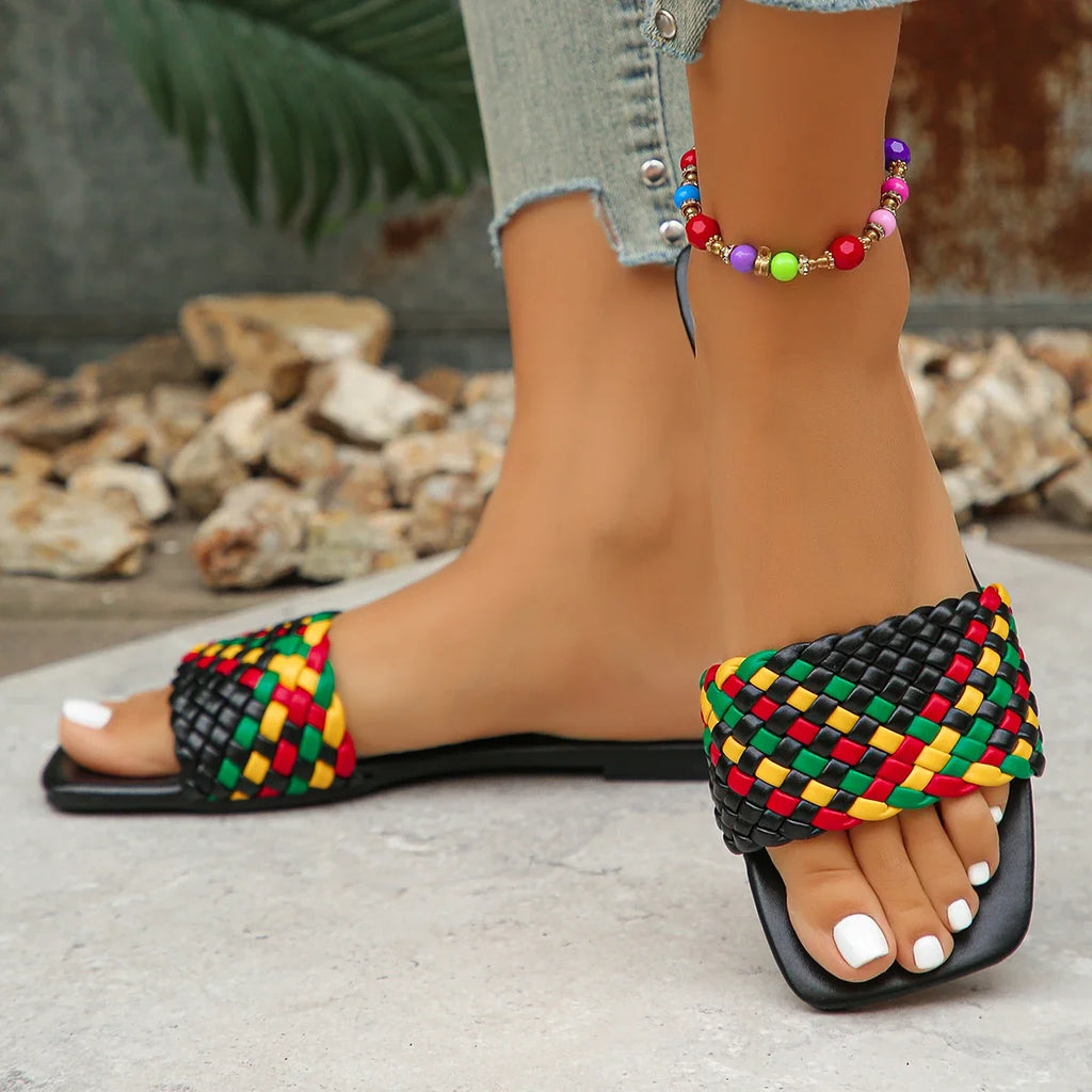 Women Slippers Summer Fashion Beach Mules Casual Indoor Home Slippers Selling Sexy Braided Square Toe Flat Sandals Slides Women