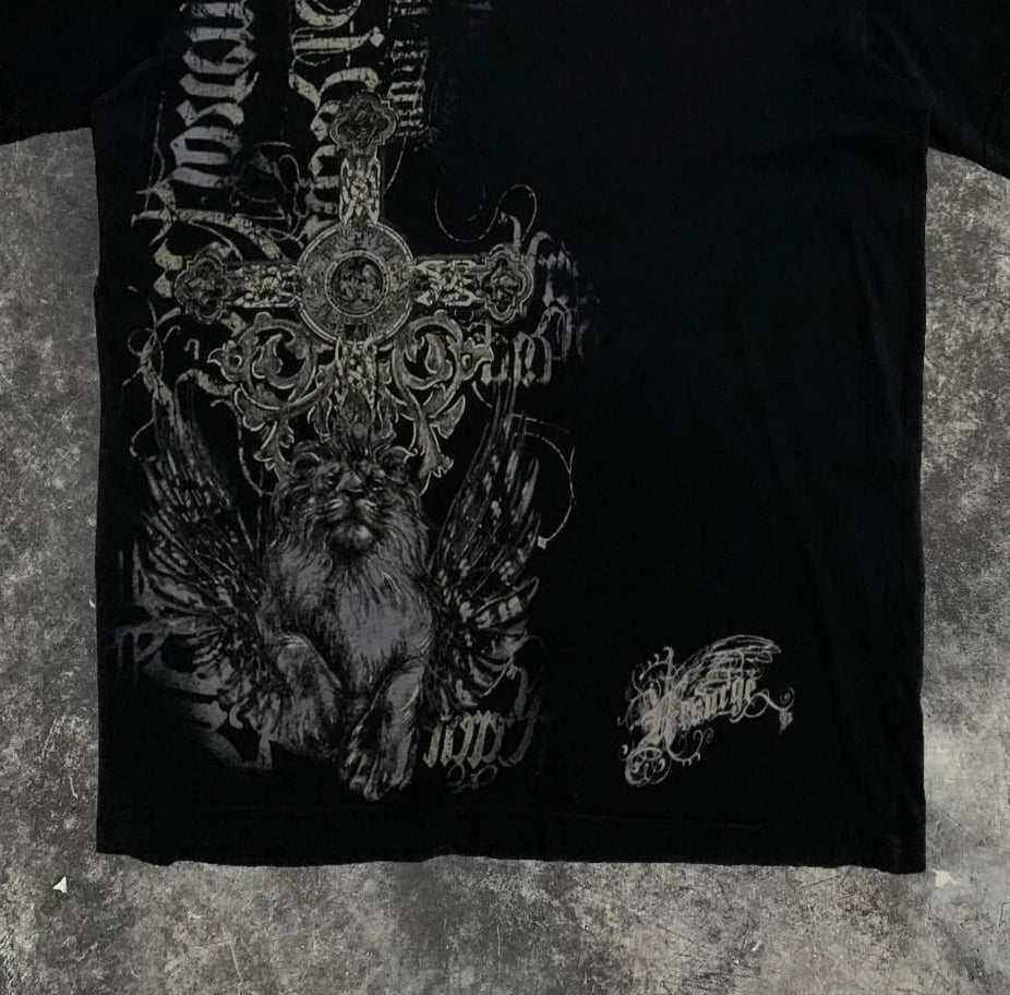 South pole Vintage Cotton Graphic Tee Distressed Oversized T-Shirt with Gothic Print