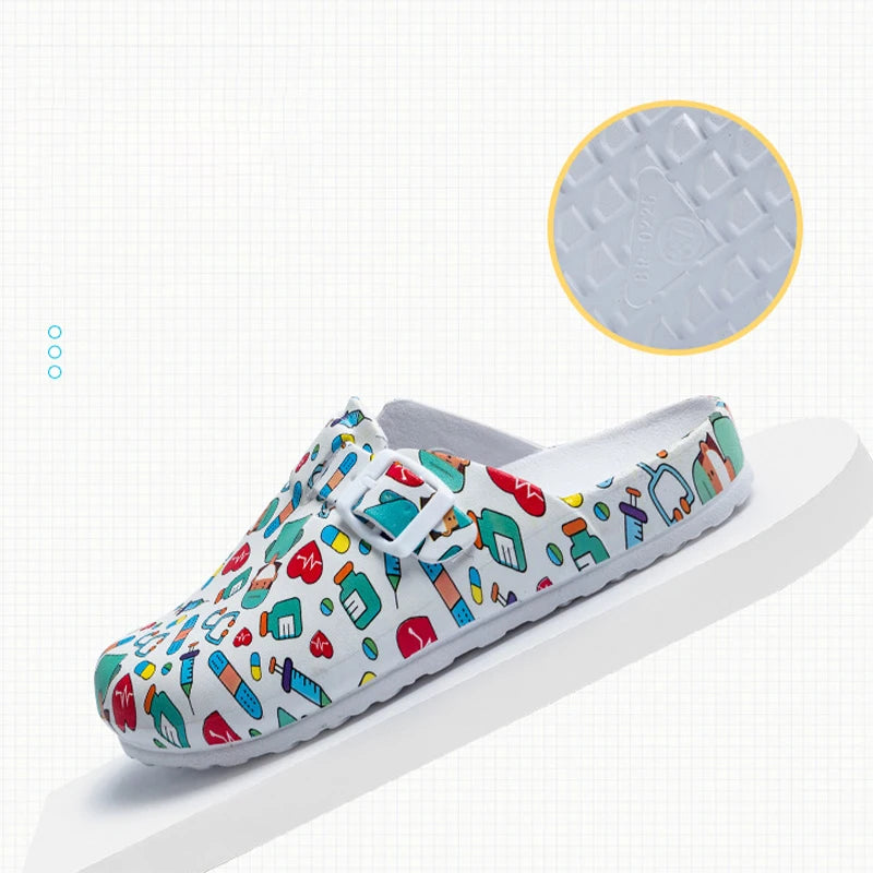 Cartoon  Print Slip Resistant Medical Clogs Doctor Nurse Slippers Ultra Light Dentist Veterinary Footwear Surgical Shoes YC-1