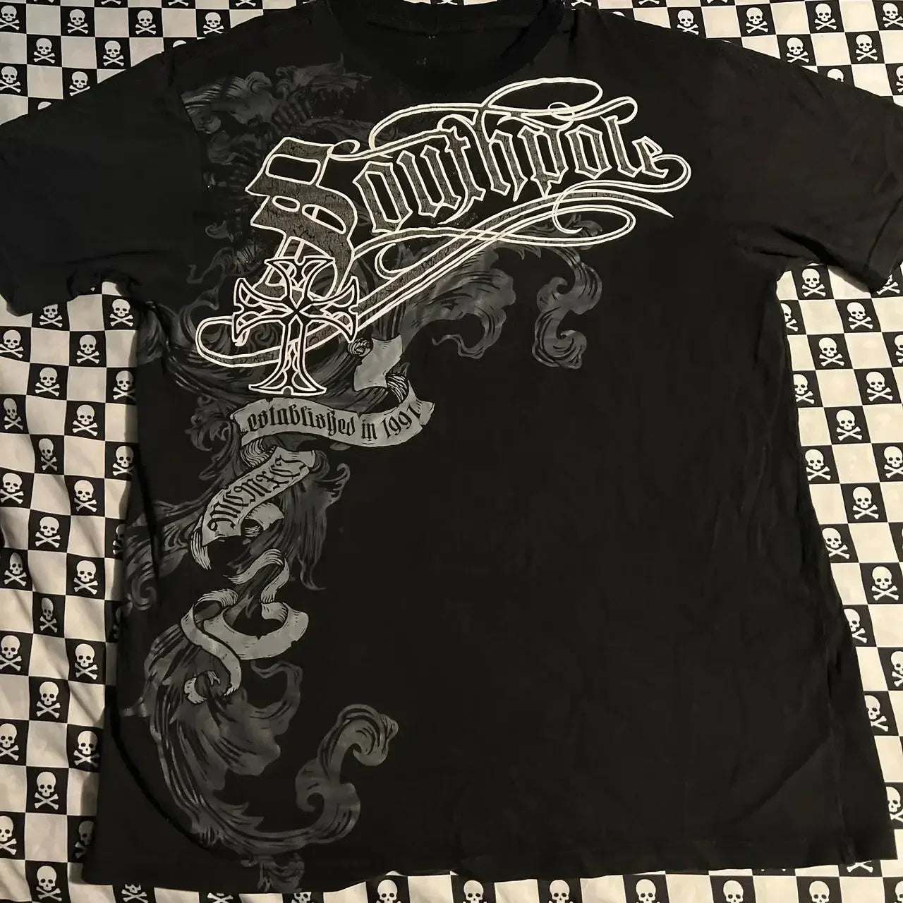 South pole Vintage Cotton Graphic Tee Distressed Oversized T-Shirt with Gothic Print