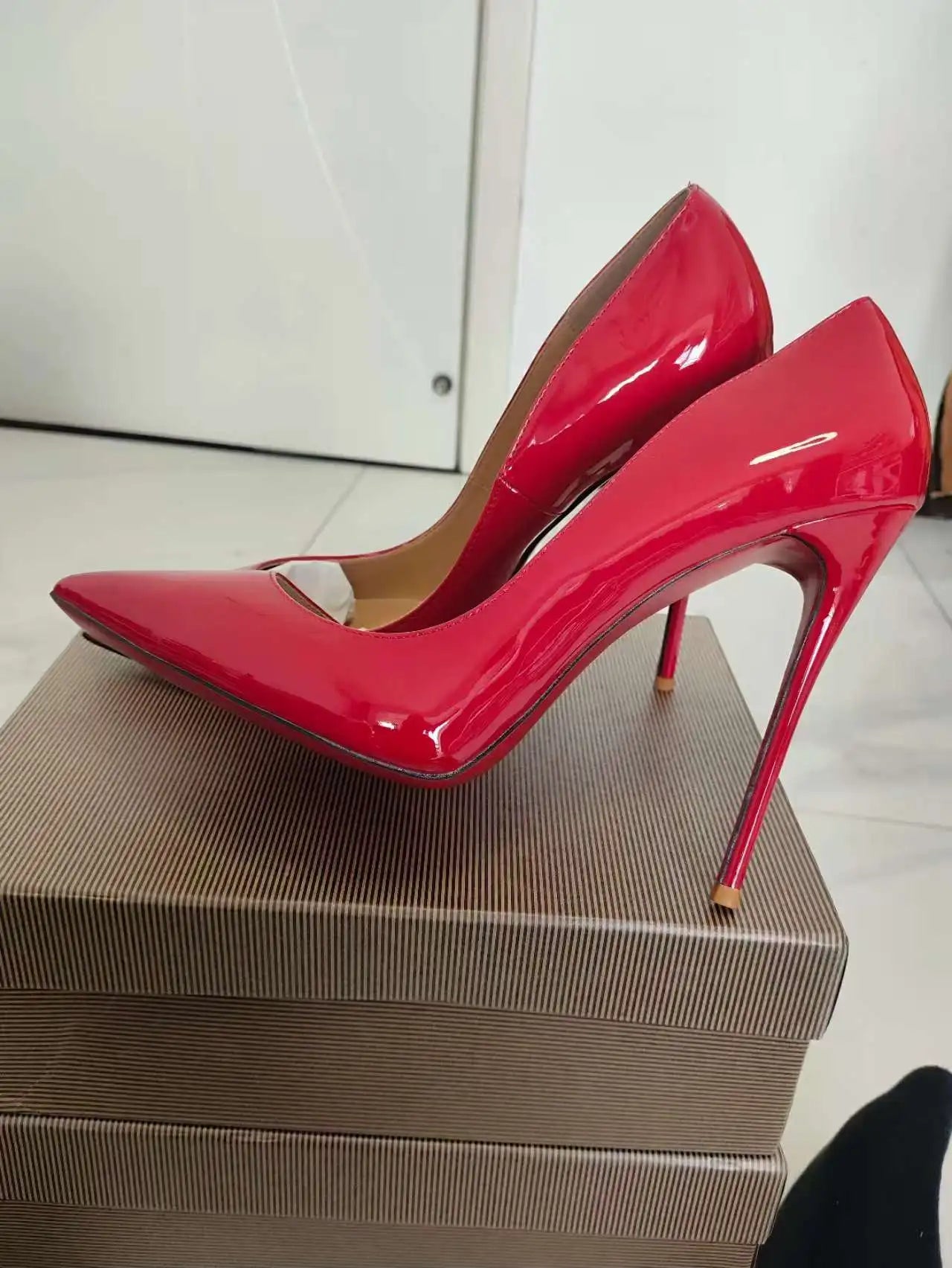 Classic Style Women Patent Pointed Toe Slip On 12cm High Heel Shoes Elegant Ladies Plain Stiletto Pumps Black Red White