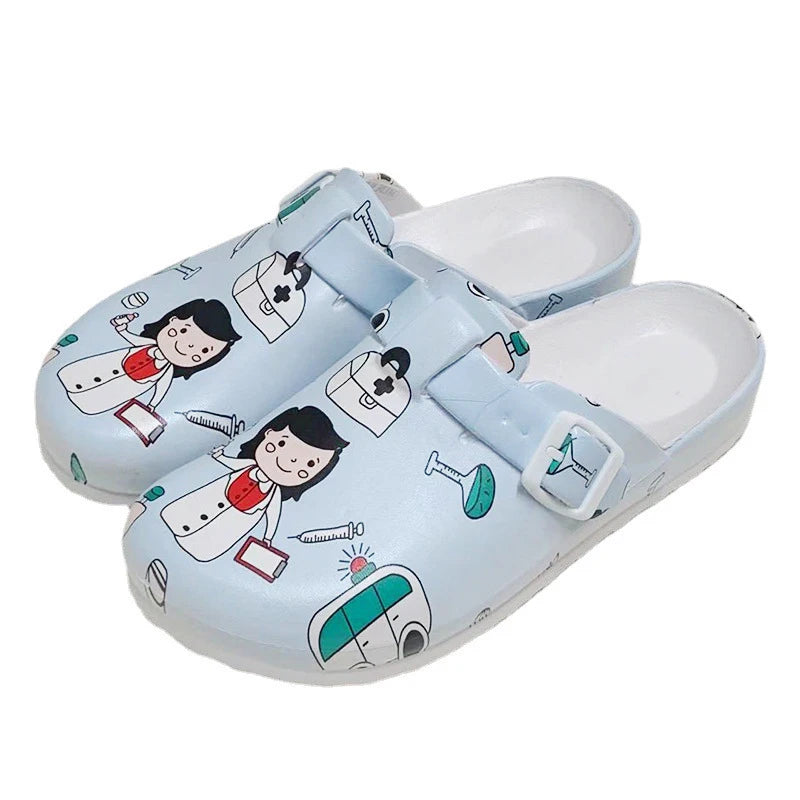 Cartoon  Print Slip Resistant Medical Clogs Doctor Nurse Slippers Ultra Light Dentist Veterinary Footwear Surgical Shoes YC-1