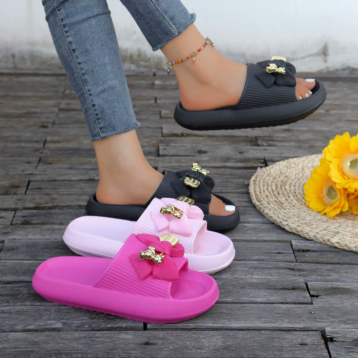 Summer Women's Multi-Color Slippers Adorable Metallic Bear Bow Decor Versatile Sandals Beach Walk home Shower Slip-On slippers