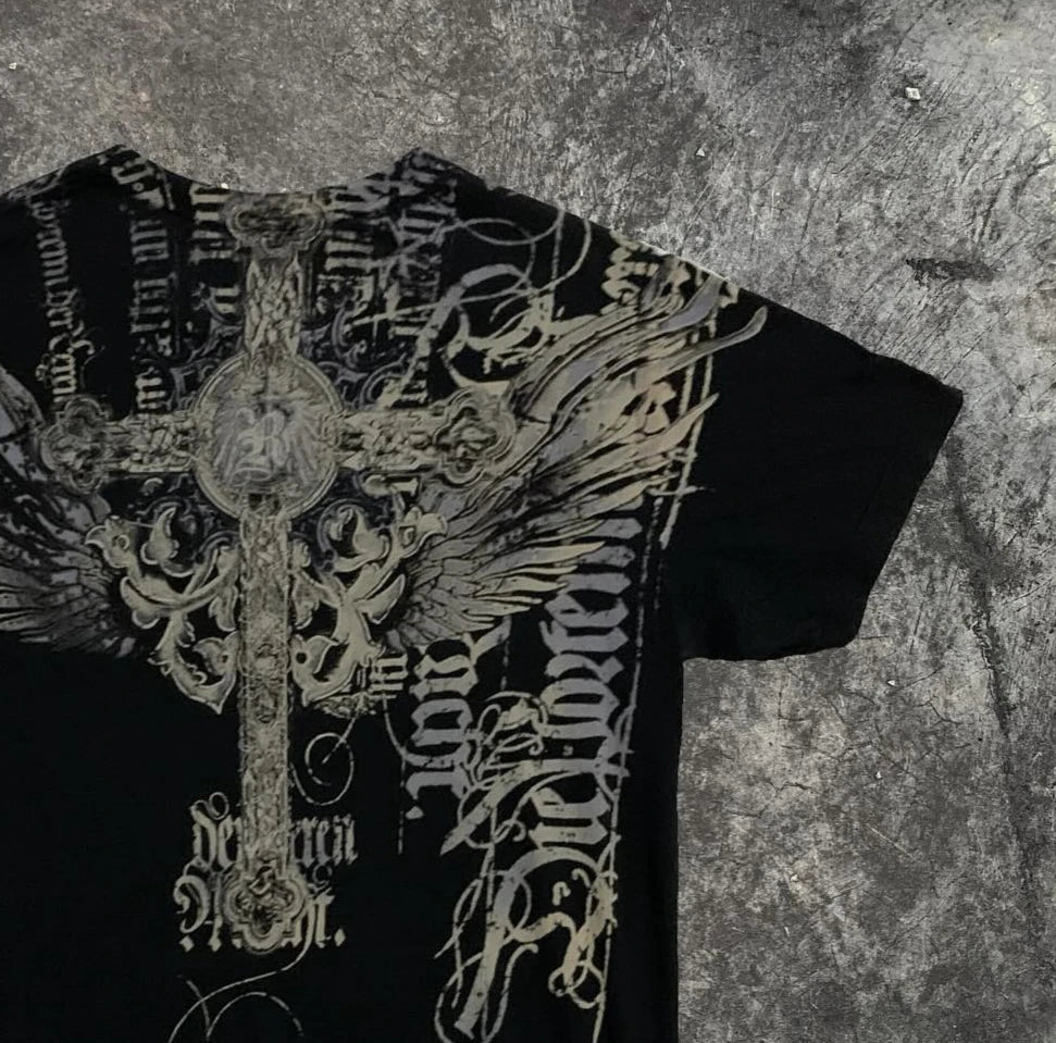 South pole Vintage Cotton Graphic Tee Distressed Oversized T-Shirt with Gothic Print