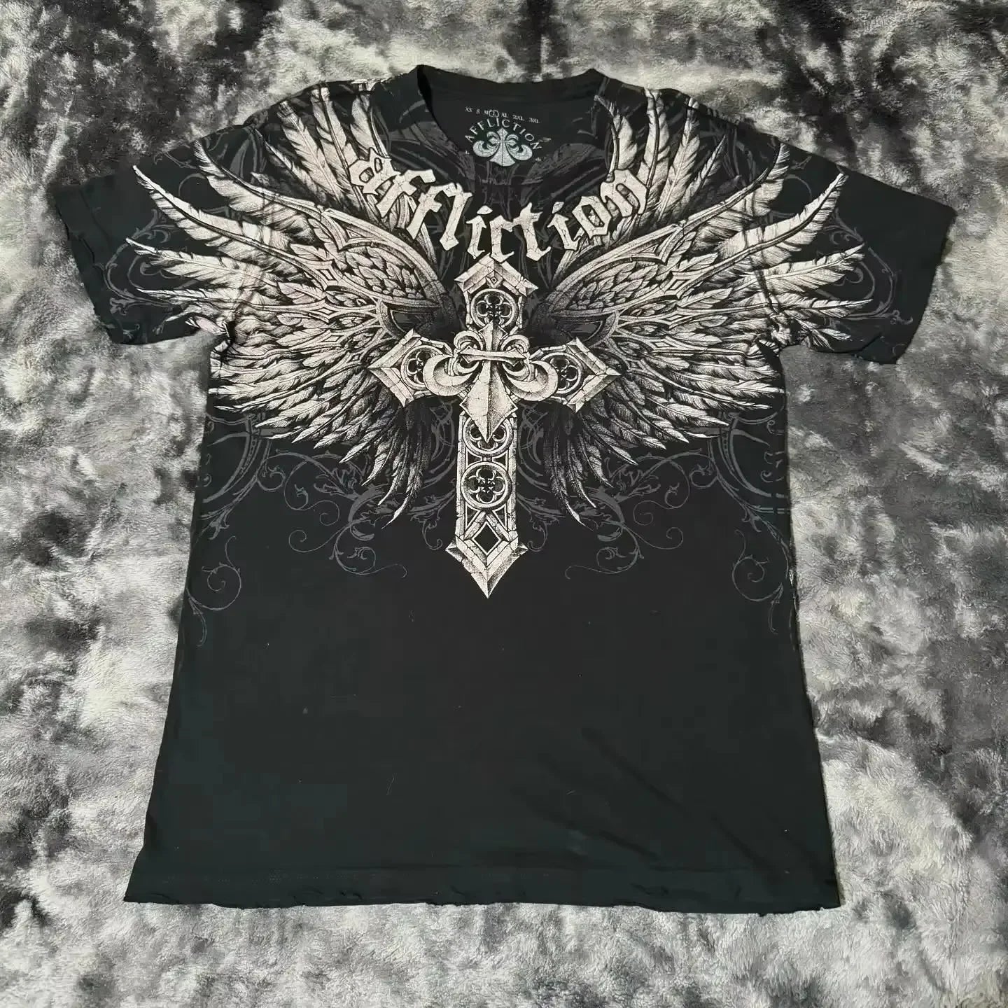 Graphic T-Shirt Mens Large Grunge Wings  Pure Cotton Shirt